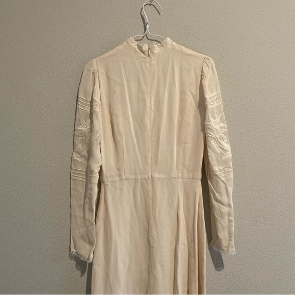 Reformation Adelia Dress size 4 - Picture 6 of 14